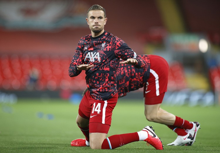 足球世界杯再次出现误判，慢镜头疯传（世界杯再现疑似误判，慢镜头刷屏网络）