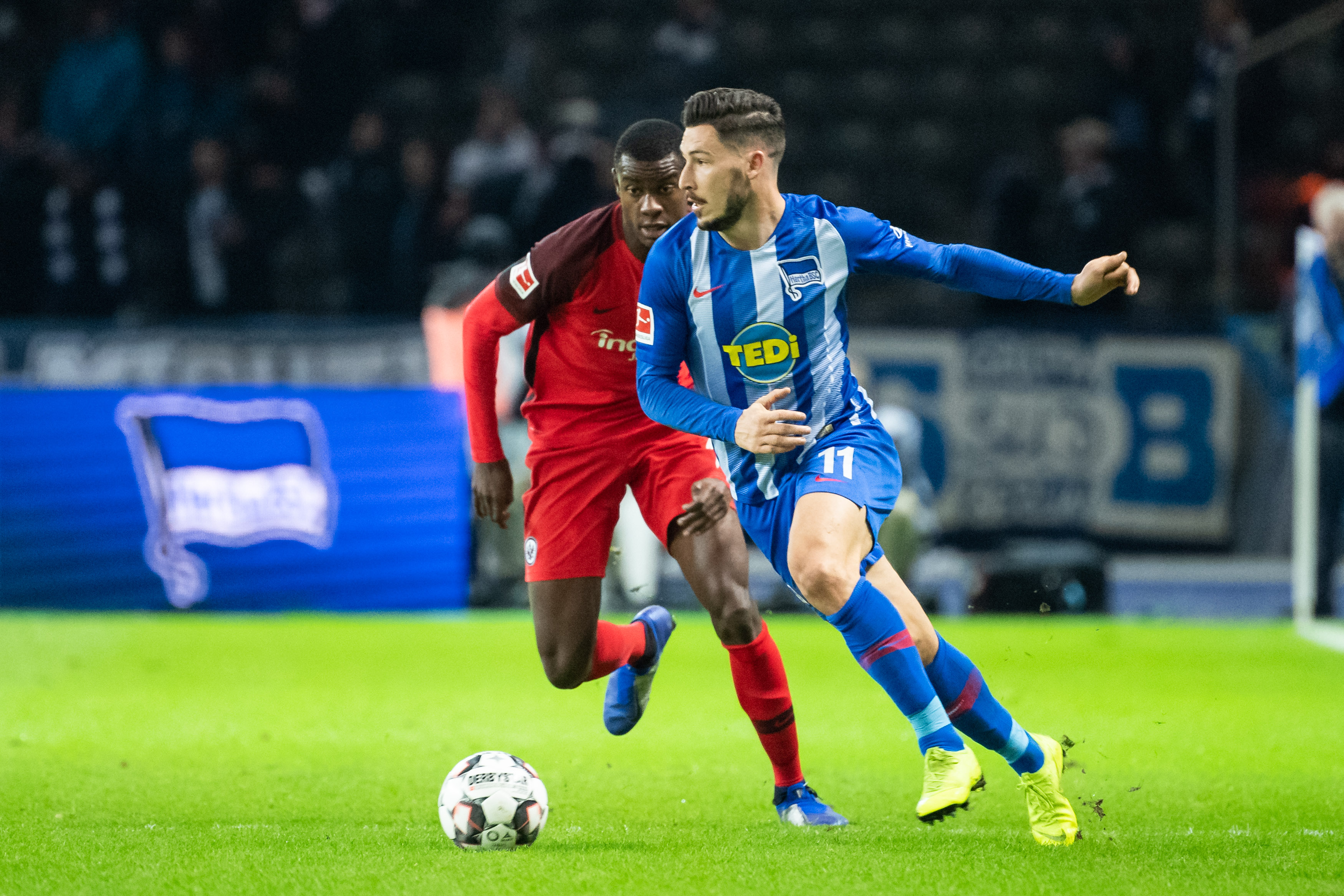 英超首次助攻，吉滕斯本赛季各项赛事助攻数为切尔西队内最多