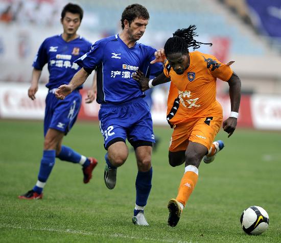 意媒：米兰希望魔笛能帮助推动卢宁加盟，皇马估价2500万欧