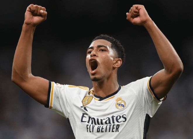 荷兰杯半场：维特破门，瓦伦特造险，费耶诺德0-1海伦芬（荷兰杯半场战报：维特建功，瓦伦特造险，费耶诺德暂0-1落后海伦芬）