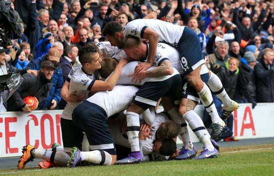 镜报盘点无缘2026世界杯11大巨星：姆伯莫、索博在列（镜报梳理将缺席2026世界杯的11位巨星：姆伯莫、索博上榜）