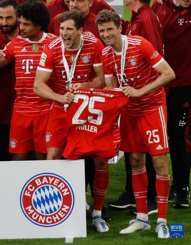 弑旧主，费瓦斯曾与林良铭、巴尔韦德在皇马B队做过队友