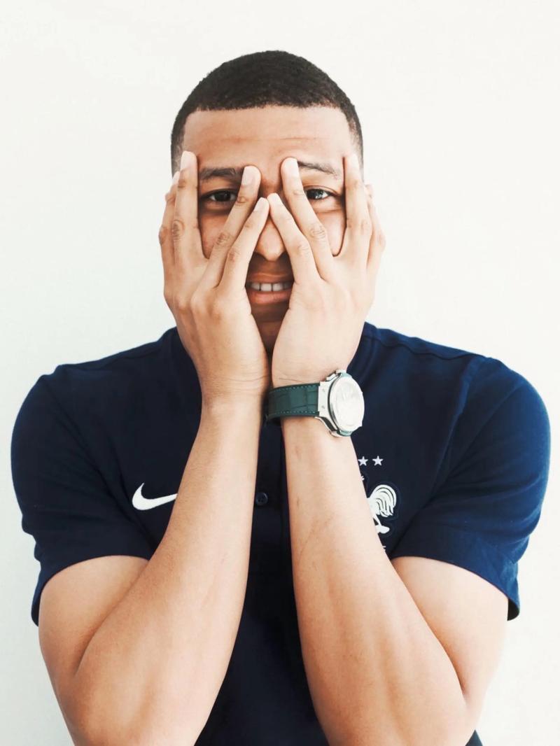 28岁樊振东被催婚！生涯黄金期与人生大事陷两难抉择