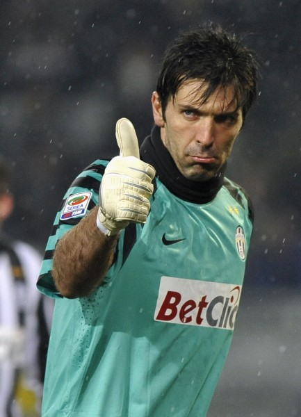 穆勒：卡尔的射术出众；温哥华的这段征程给我带来了情感收获（穆勒：卡尔射术精湛，温哥华之行让我情感满载）