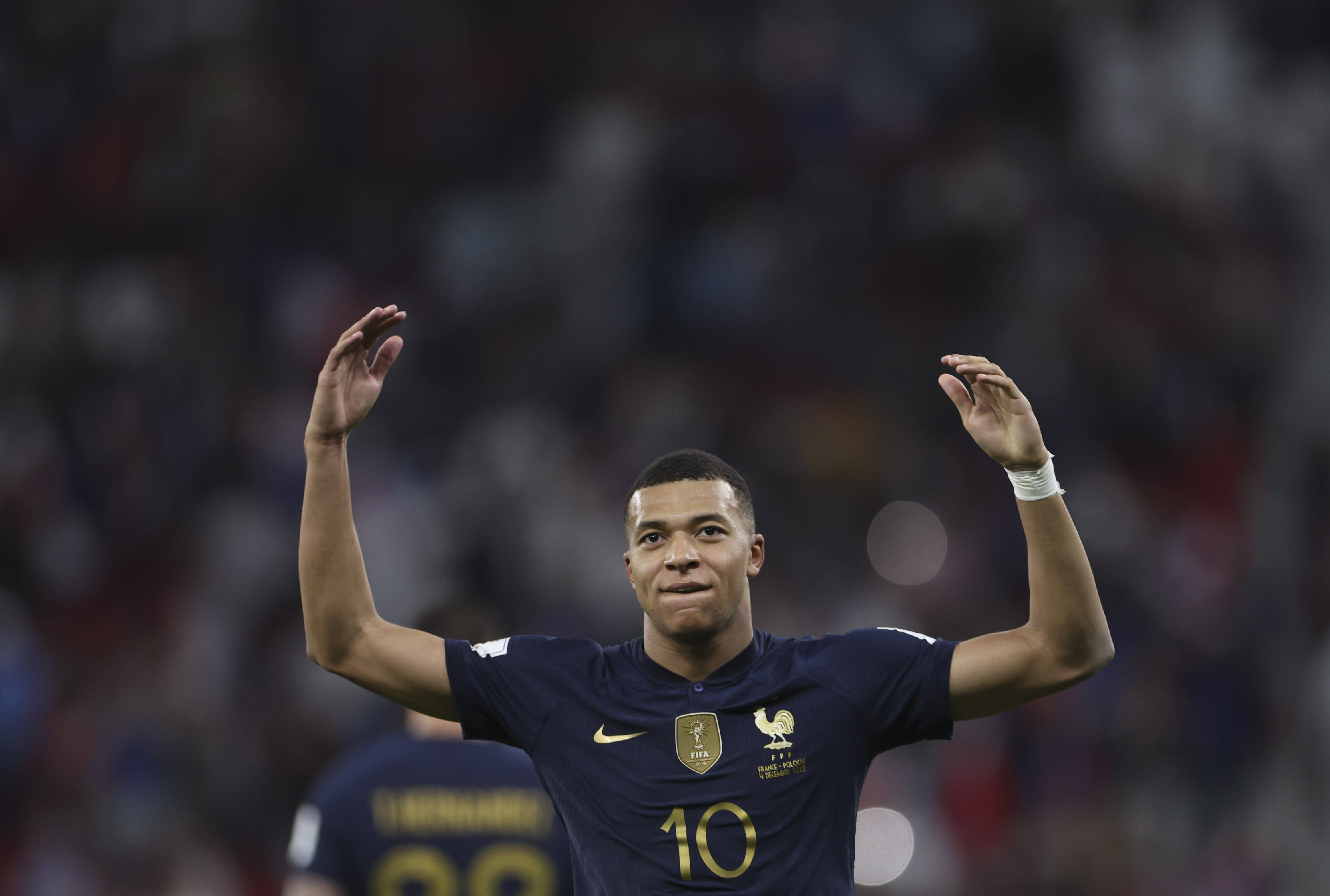 官方：水晶宫中场镰田大地右大腿受伤，预计缺席8到10周（水晶宫官宣：中场镰田大地右大腿受伤，预计伤停8-10周）